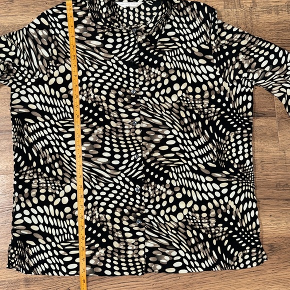 AlLLISON DALEY Black and Cream Button Down Shirt - Picture 5 of 8